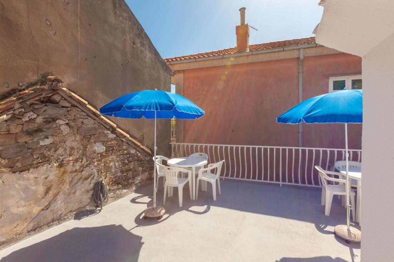 Apartmani Marija Podgora Esterno foto