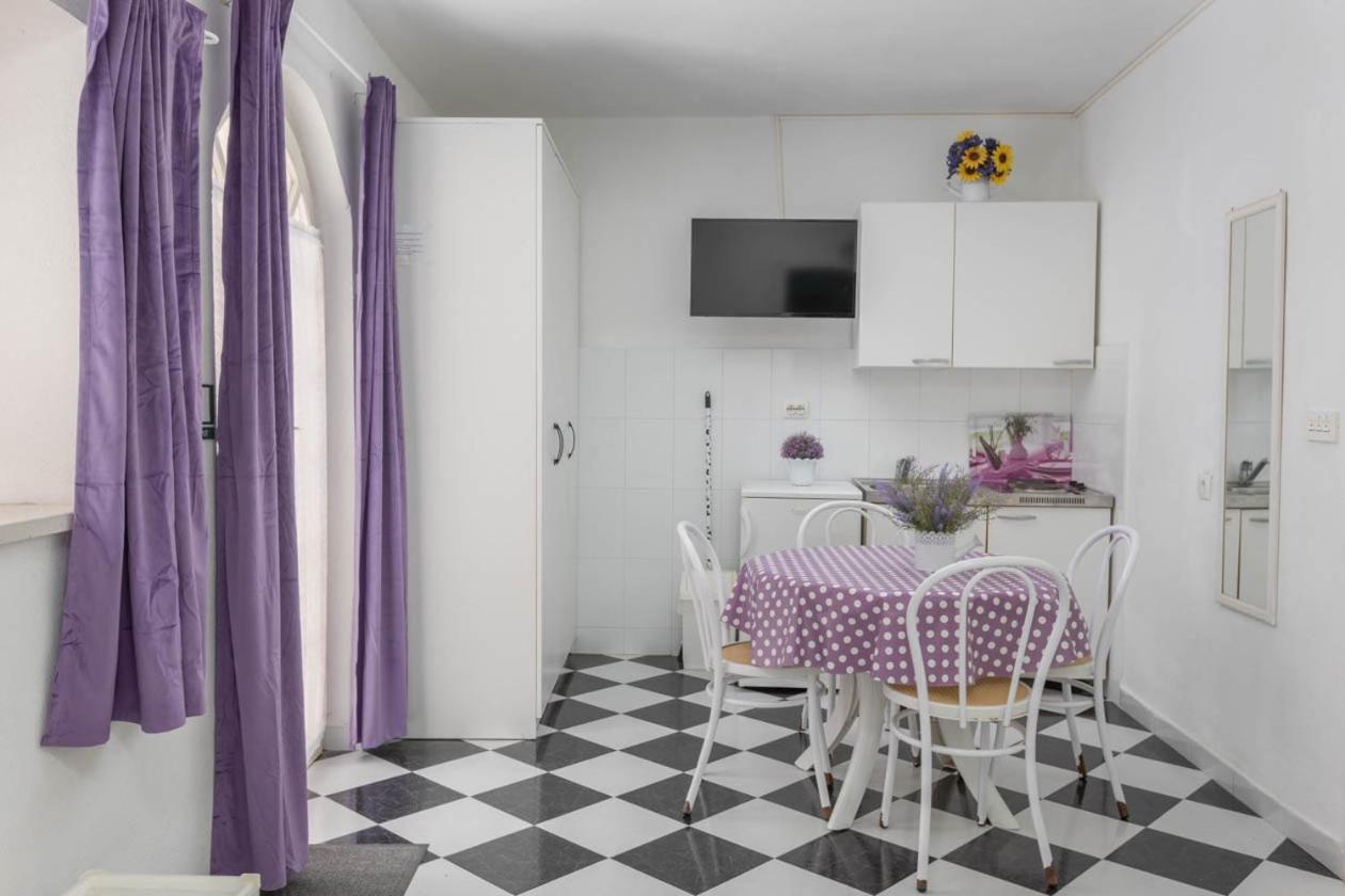 Apartmani Marija Podgora Esterno foto