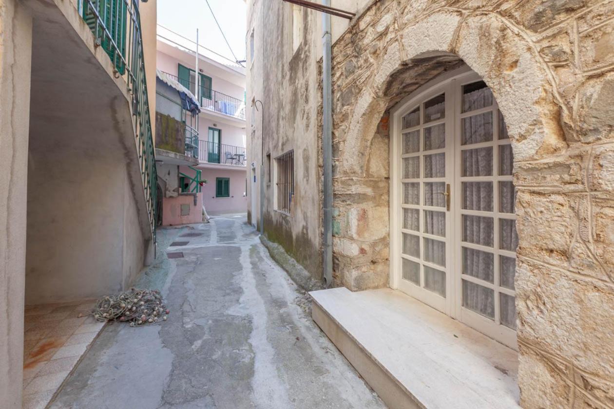Apartmani Marija Podgora Esterno foto