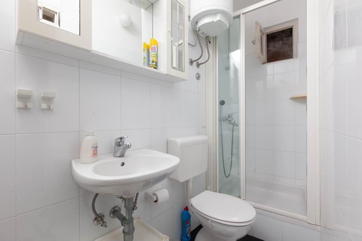 Apartmani Marija Podgora Esterno foto